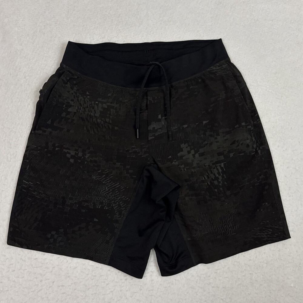 Lululemon T.H.E. Short Mens L Black Camo 9 Inch Lux Lined Training Shorts